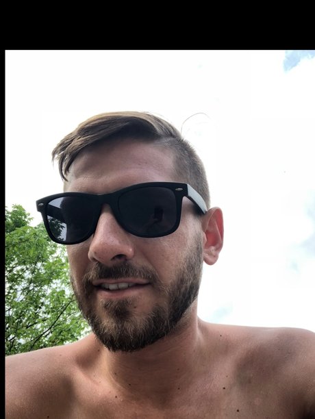 Nicks9er FREE_ model nude gallery