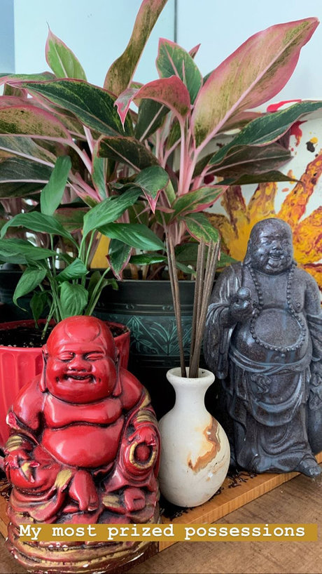 nicki nude model pic