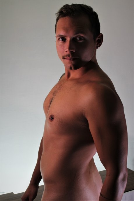 AXEL_ model porn pic