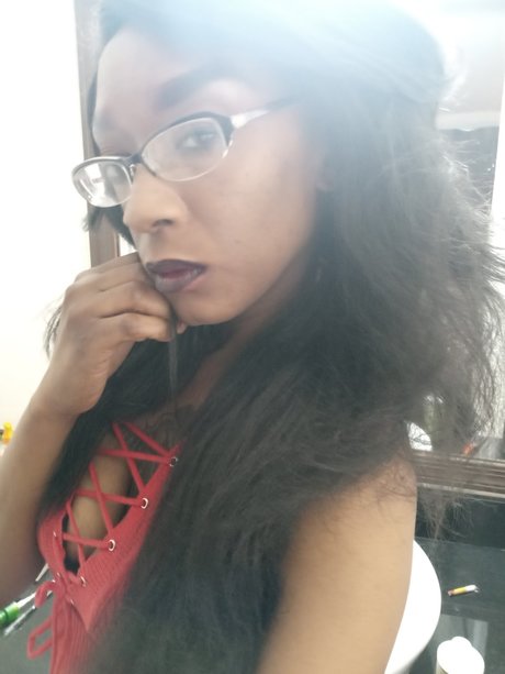 _CumCeeCeeMe Be__rated_ nudes model photo