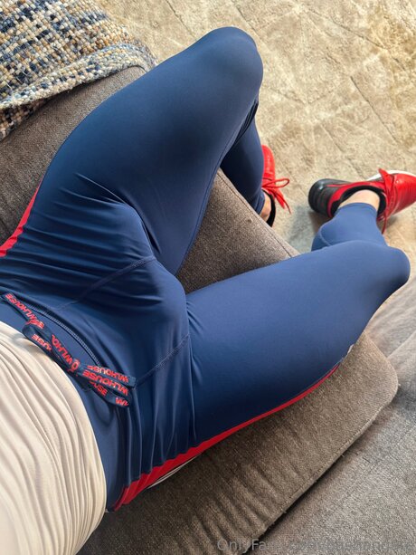 Bastian Gate pretty model gallery