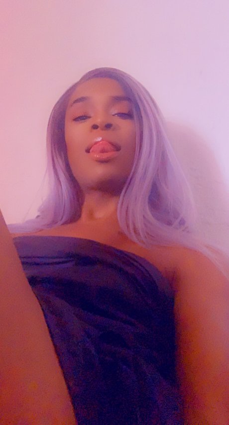 shemale fucks girl onlyfans sexy naked images