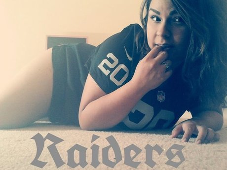 calypso model erotic photo