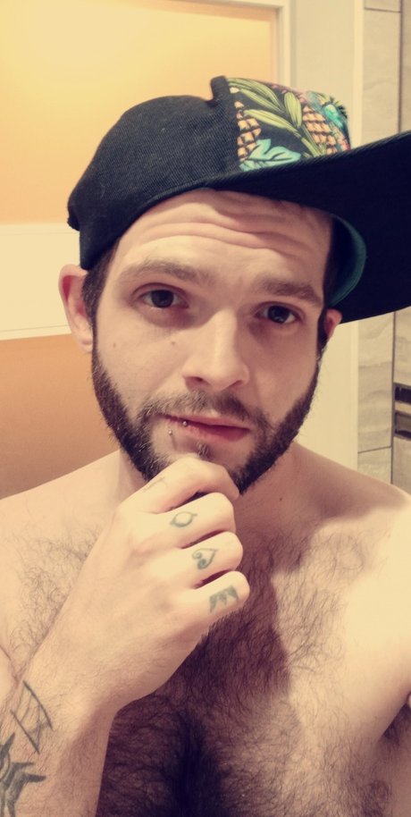 _Avram Fox_ model best gallery