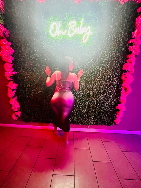 Jo Nanas_ pornographic model picture