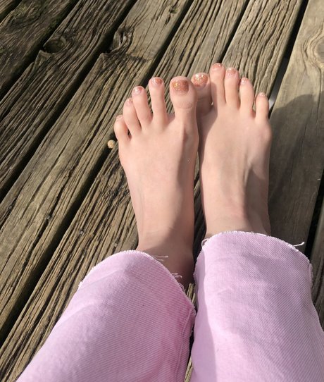 CheekyTootsie perfect pornstar photo