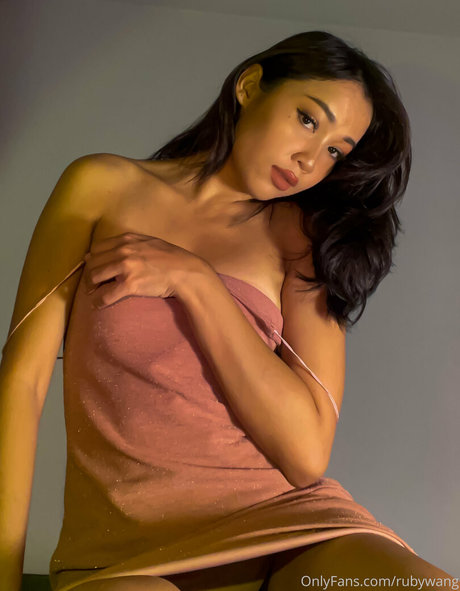 rubywang high quality actress photos
