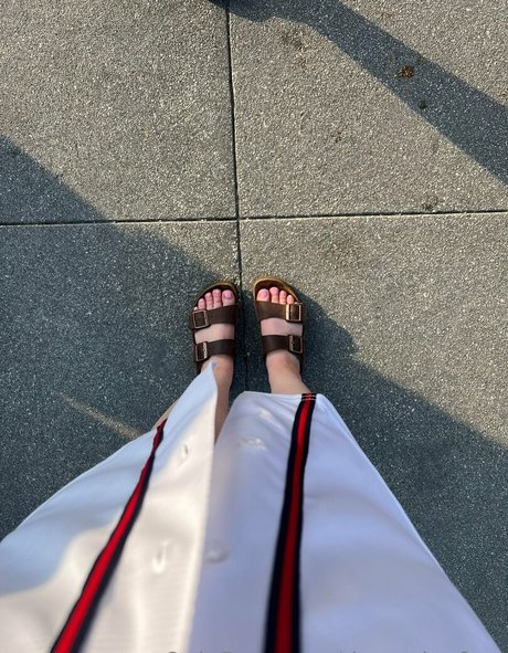 dezzydoefree art actress gallery