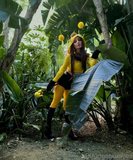 ofudgebunni best model pictures