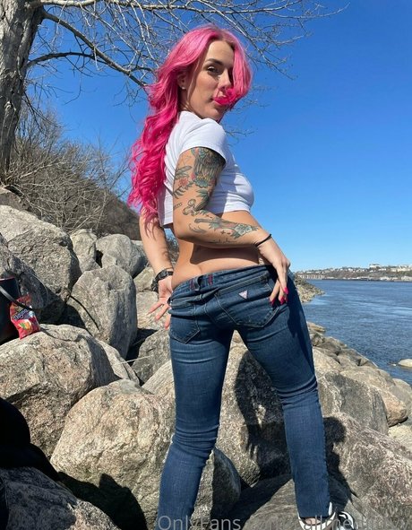 layrose1 exclusive model images