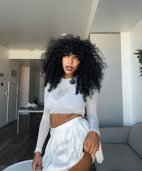 Kiera Please sex actress picture