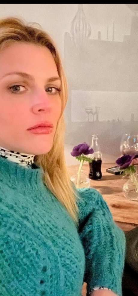 Busy Phillips perfect pornstar images