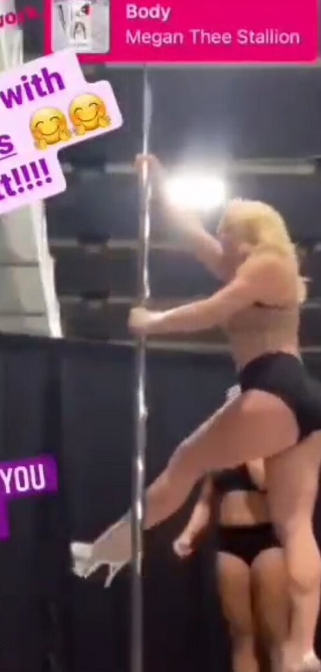 thick girls onlyfans adult picture