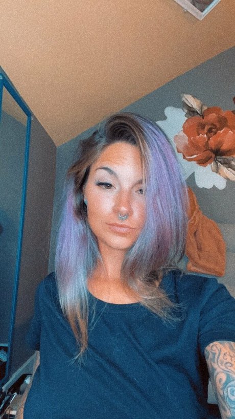 horny girls onlyfans hd images