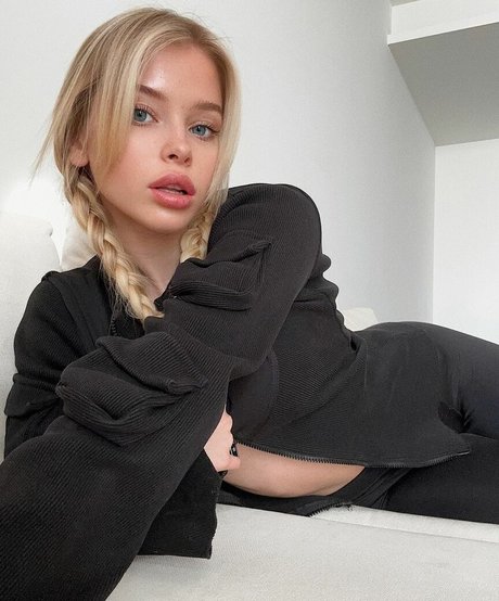 Alla Bruletova beautiful star images