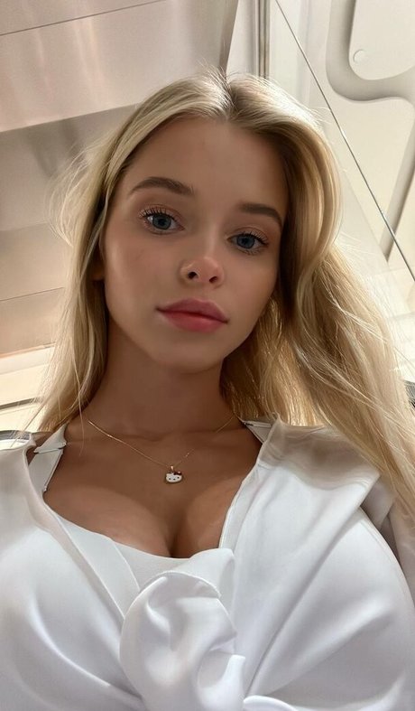 Alla Bruletova art model photo