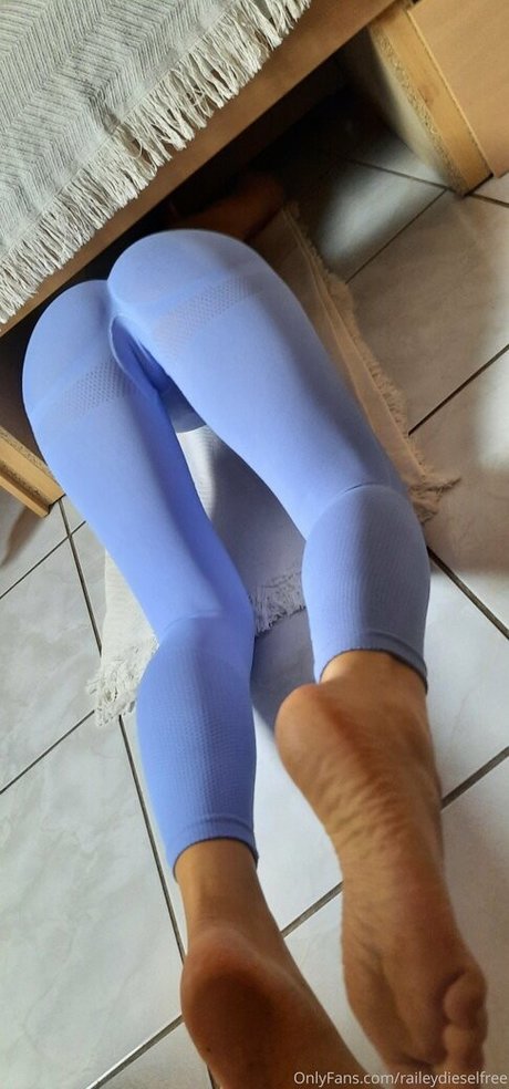 raileyfree star free image