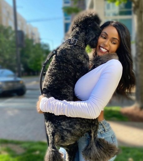 curly ebony onlyfans hd pictures