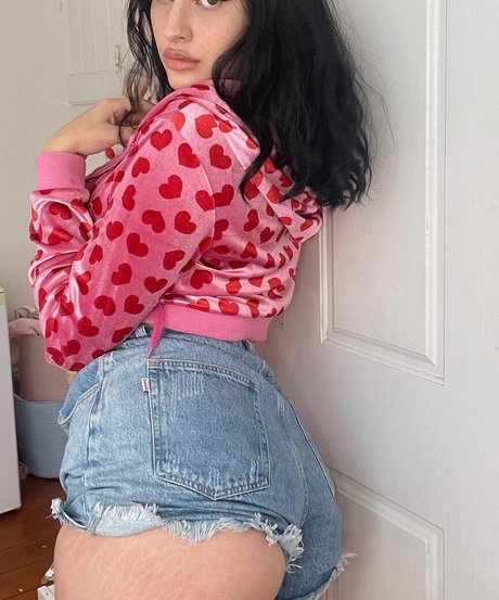 DakotaDoll model sexy images