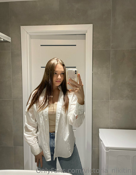 nino pastelo vip art model img