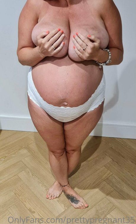 cute babe onlyfans beautiful archive