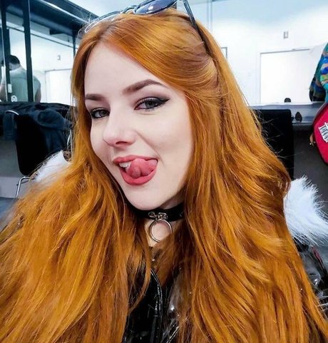 Ash Millman xxx pornstar photo