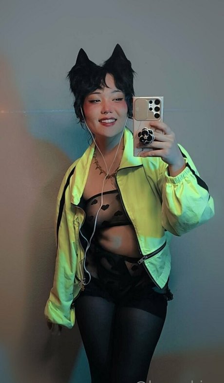 bra onlyfans top image