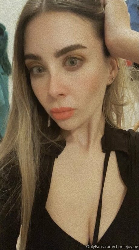charliejoyjoe nice actress pic