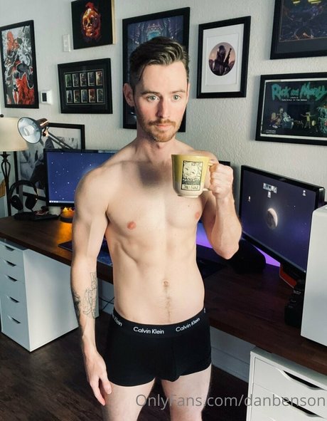 extreme onlyfans free naked pic