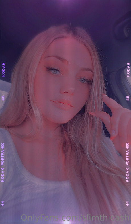 slimthicash naked actress galleries