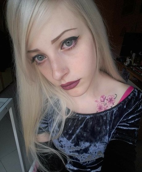 horny girls onlyfans hot xxx image