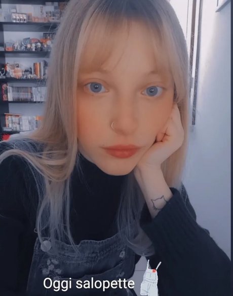 extreme squirt onlyfans exclusive pic