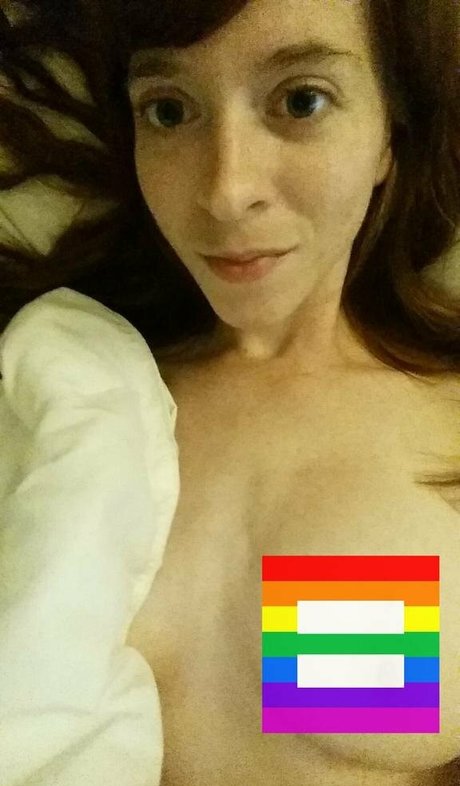 Karaste perfect actress galleries