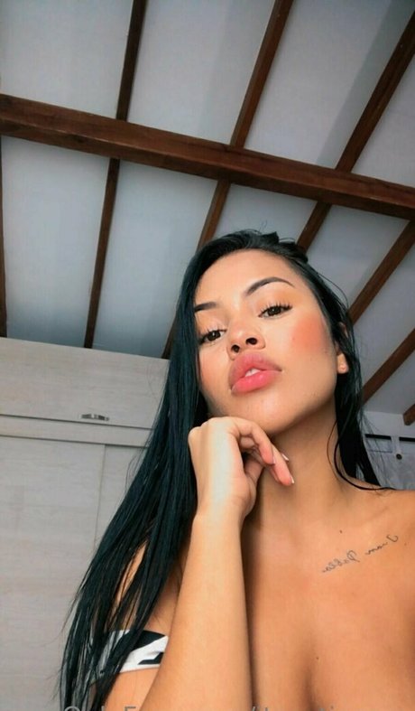 famous nude onlyfans beautiful porn photo