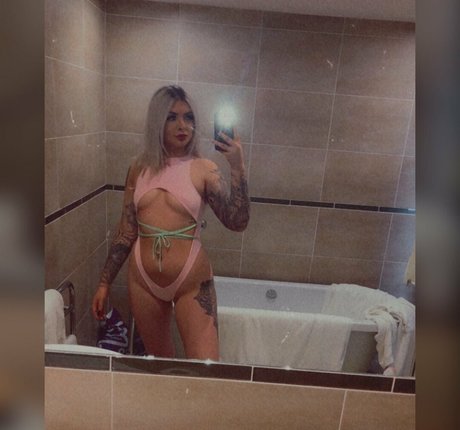 kyxxx pornstar top pic