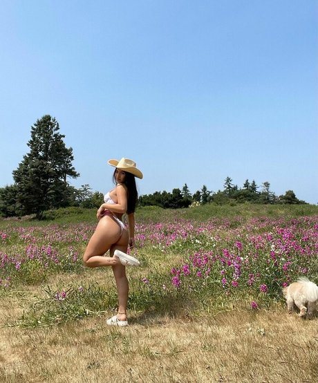 Melissa Estrella star pretty picture