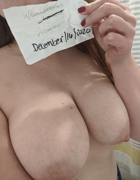 sweetmetalgrl nude star photo