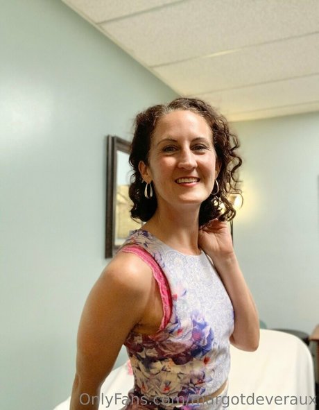 margotdeveraux beautiful star image