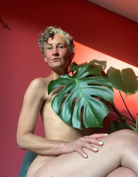 margotdeveraux naked pornstar photos