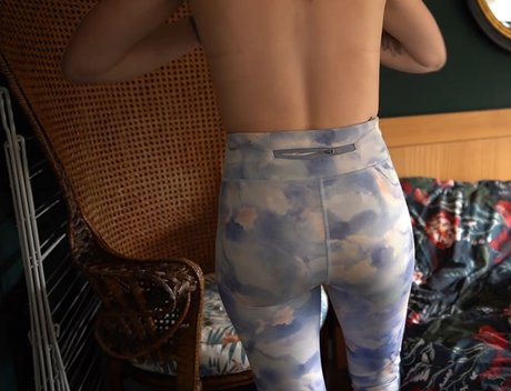 Roxane ASMR pornstar nudes archive