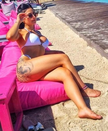 cute babe onlyfans sex picture