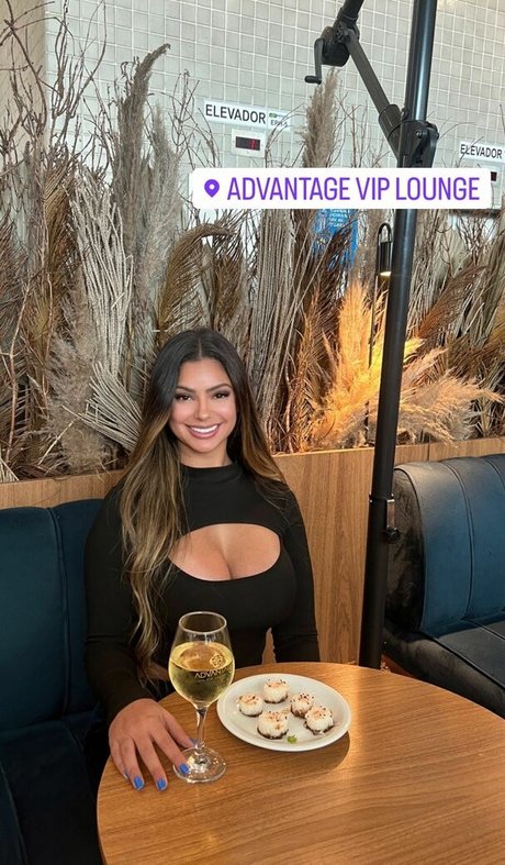 Iany Tassia nudes actress pic