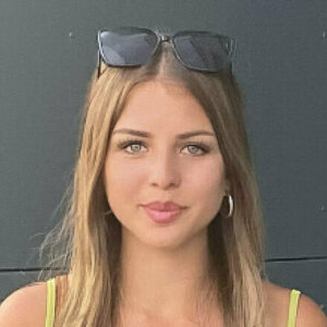 petite slut onlyfans hot xxx photos