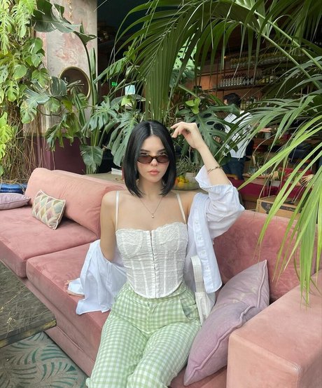 melisayamac free model pictures