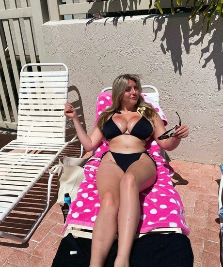 florida girl onlyfans pornographic picture