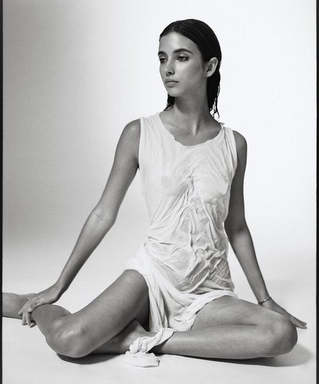 tanned onlyfans hot archive