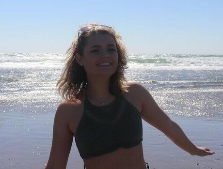 Mally Mouse pornstar pretty images