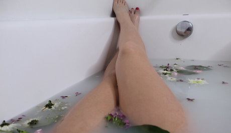 Monica Burns star xxx pictures