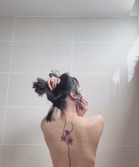 leezipotato high quality actress photo