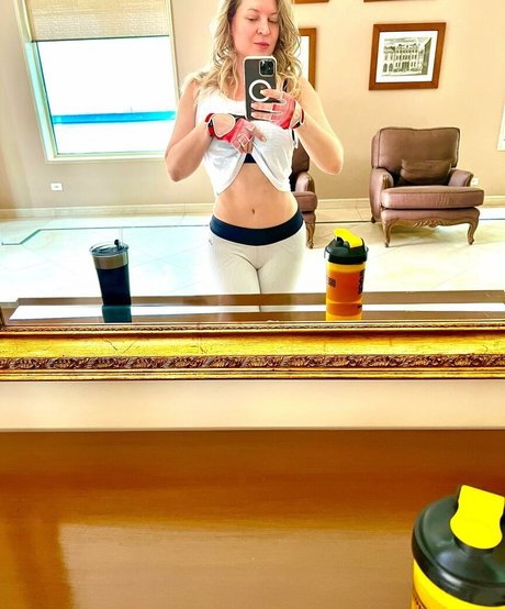 Joice Hasselmann pornographic actress photo